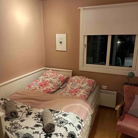Apartment Solrik Endeleilighet Pa Hovin. *