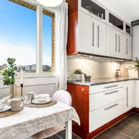 Apartment Solrik Endeleilighet Pa Hovin. *